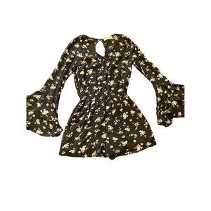 Hollister- Stylish Romper-size Small